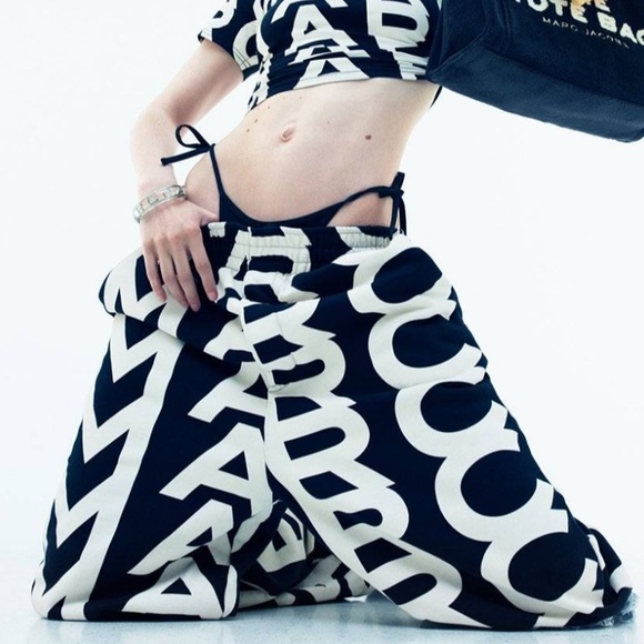 Marc Jacobs Pants - Marc Jacobs unisex oversized elastic waist sweater pants with back pocket